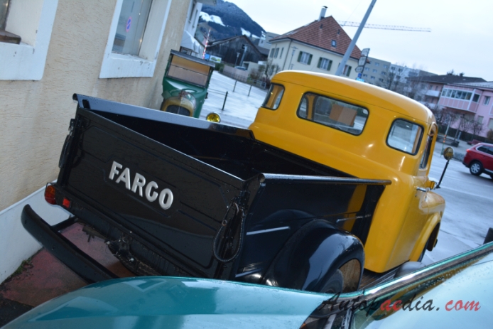 Fargo B Series 1948-1953 (1952 pickup 2d), right rear view