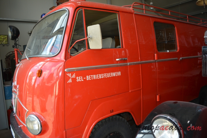 Faun F-24 DL/320 F 1961-1965 (LF 8 Magirus fire engine), left front view