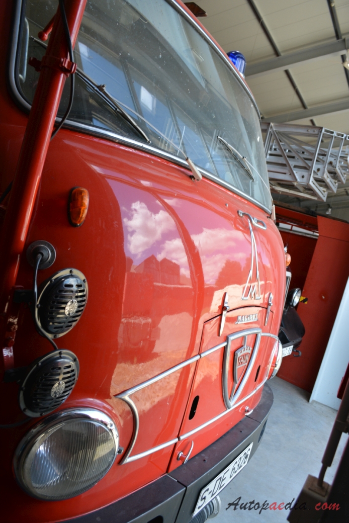 Faun F-24 DL/320 F 1961-1965 (LF 8 Magirus fire engine), front view