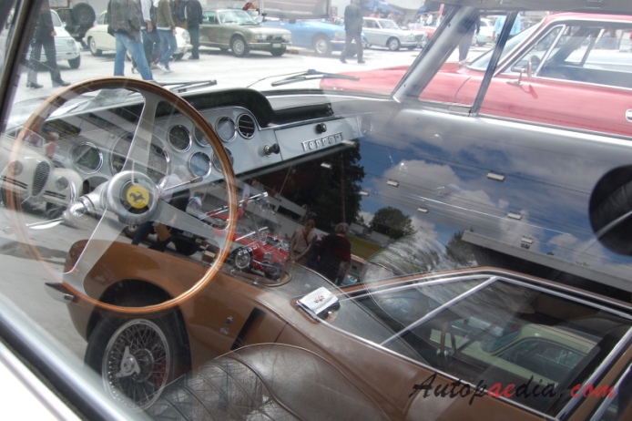 Ferrari 250 GTE/GT 2+2 1960-1963 (1962-1963), interior