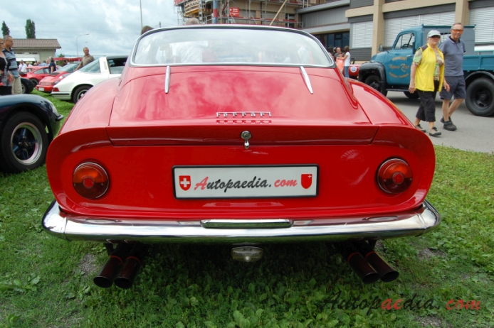 Ferrari 275 1964-1968 (1966 GTB), rear view