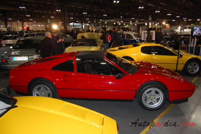 Ferrari 328 1985-1989 (1985 GTS), prawy bok