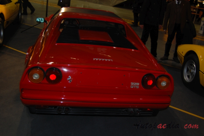 Ferrari 328 1985-1989 (1985 GTS), rear view
