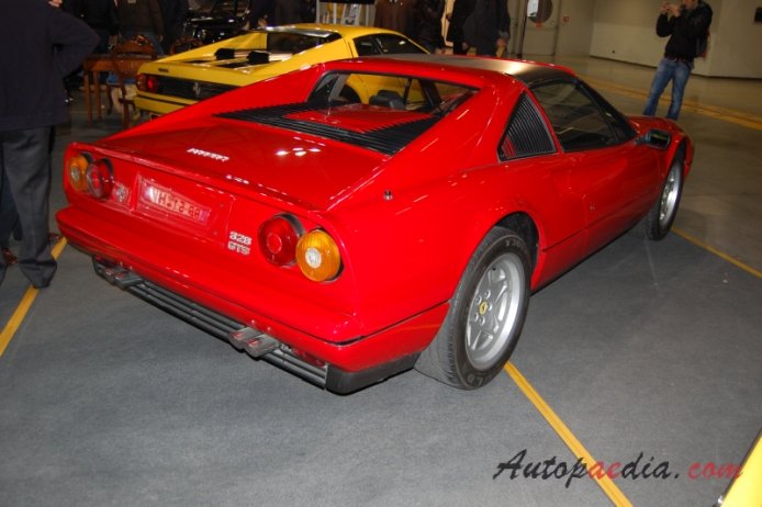 Ferrari 328 1985-1989 (1985 GTS), right rear view