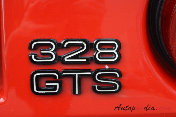 Ferrari 328 1985-1989 (GTS), emblemat tył 