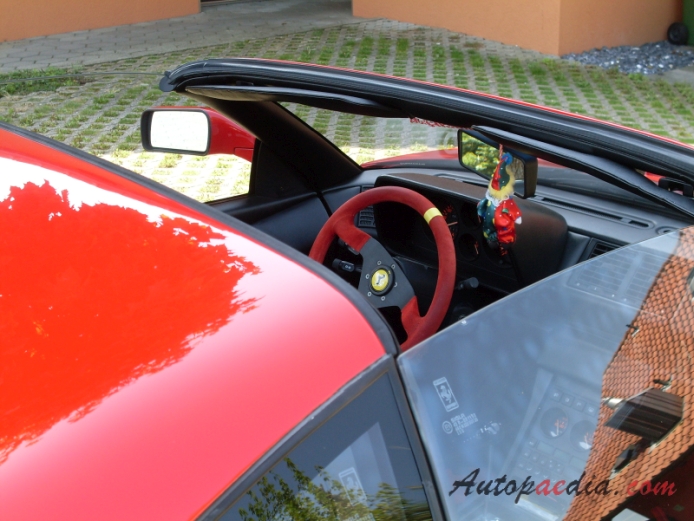 Ferrari 348 1989-1995 (1993-1995 GTS), interior