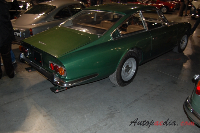 Ferrari 365 GT 2+2 1967-1971, prawy tył