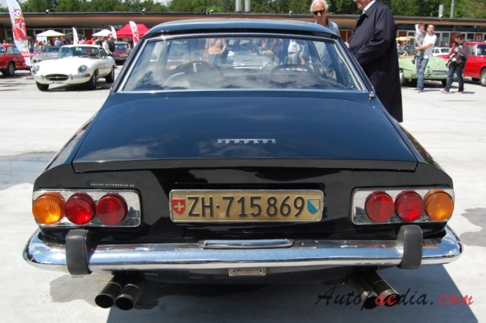 Ferrari 365 GT 2+2 1967-1971 (1969), tył