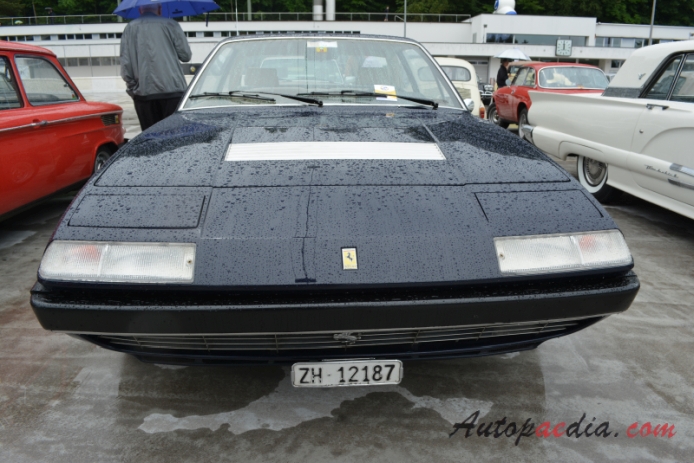 Ferrari 365 GT4 2+2 1972-1976, przód