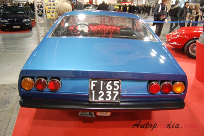 Ferrari 365 GTC4 1971-1972 (1972), tył