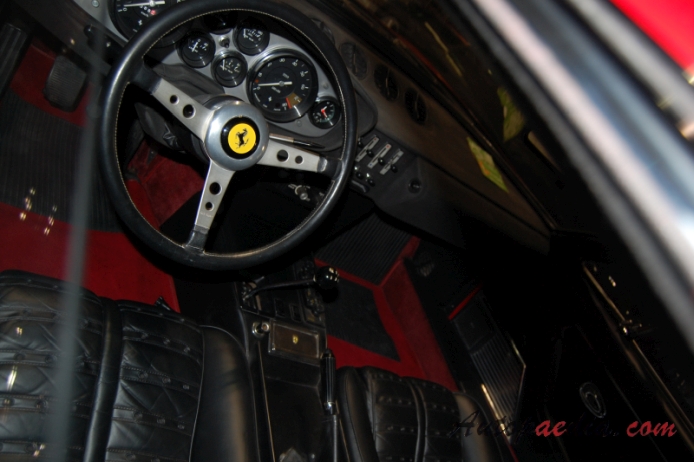 Ferrari 365 GT/4 (Daytona) 1968-1973 (1971-1973 GTB/4), wnętrze