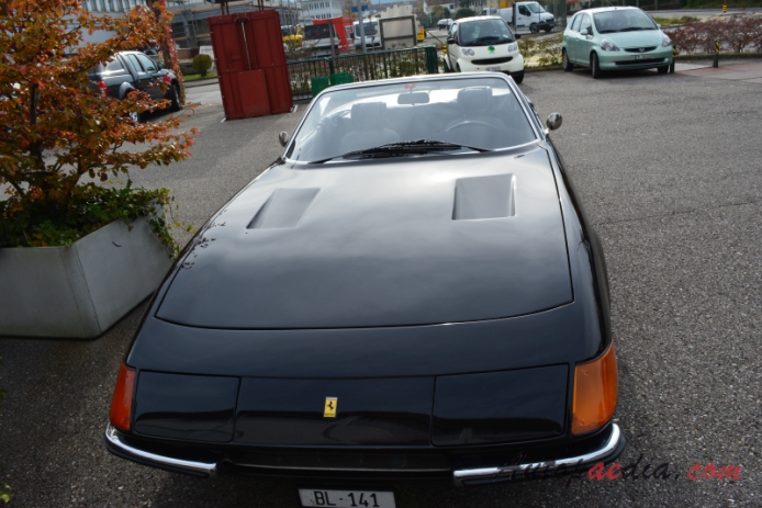Ferrari 365 GT/4 (Daytona) 1968-1973 (1971-1973 GTS/4), front view
