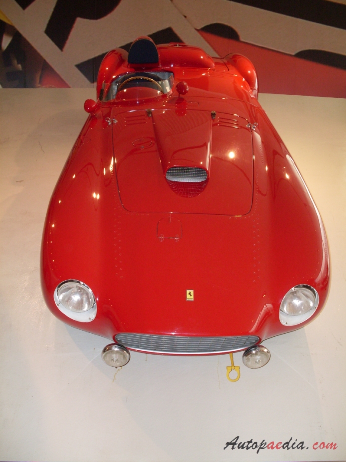 Ferrari 375 1953-1955 (1954 Plus), przód