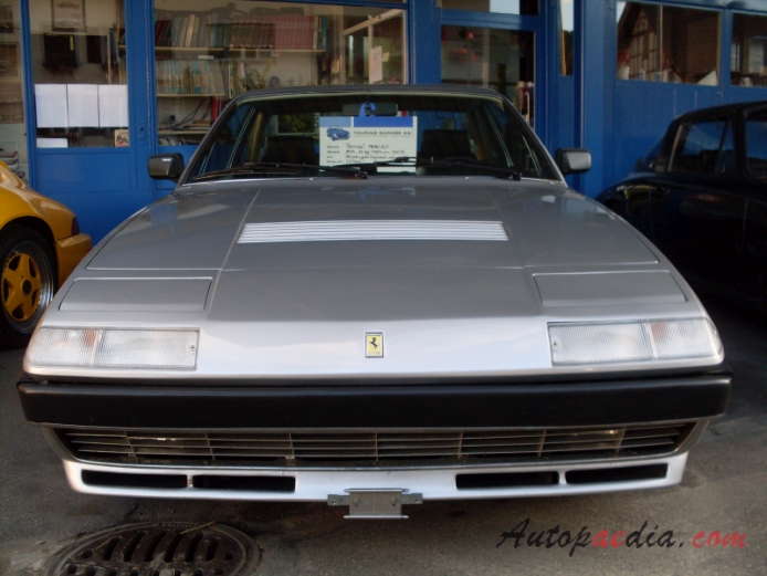 Ferrari 400 1976-1985 (1979 400 automatic GT), front view