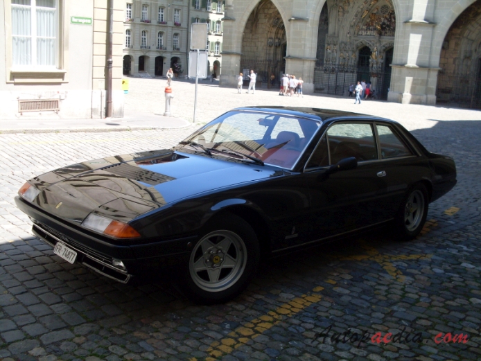 Ferrari 400 1976-1985 (1982-1985 400GTi), left front view