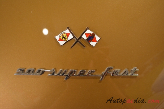 Ferrari 500 Superfast 1964-1966, emblemat tył 