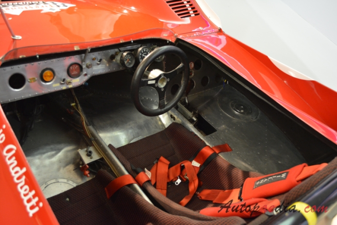 Ferrari 712 1971, wnętrze