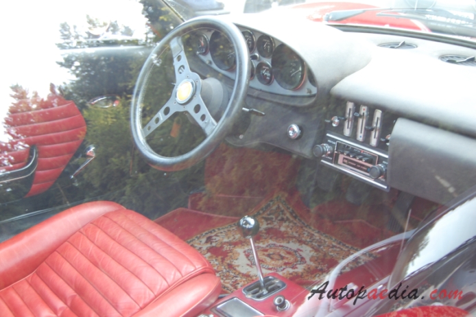 Ferrari Dino 246 GT 1969-1974 (1971-1974), interior