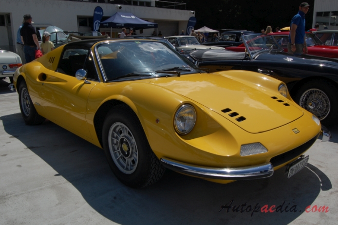Ferrari Dino 246 GT 1969-1974 (1972-1974 GTS), prawy przód