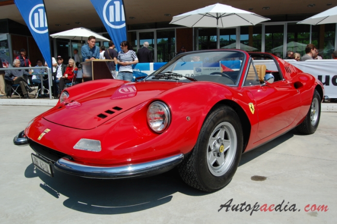 Ferrari Dino 246 GT 1969-1974 (1972 GTS), left front view