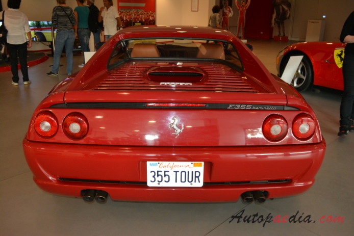 Ferrari F355 1994-1999 (1994 World Tour), tył