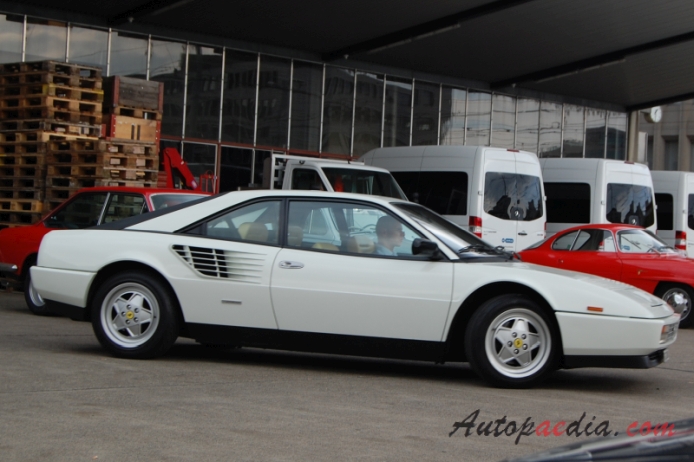 Ferrari Mondial 1980-1993 (1988 3.2 Quattrovalvole), prawy bok