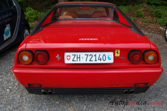 Ferrari Mondial 1980-1993 (1989-1993 Mondial T), tył