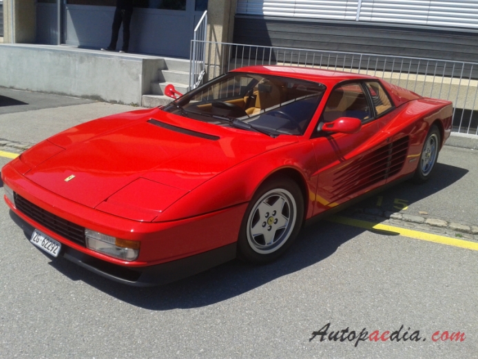 Ferrari Testarossa 1984-1991 (1987-1991), left front view