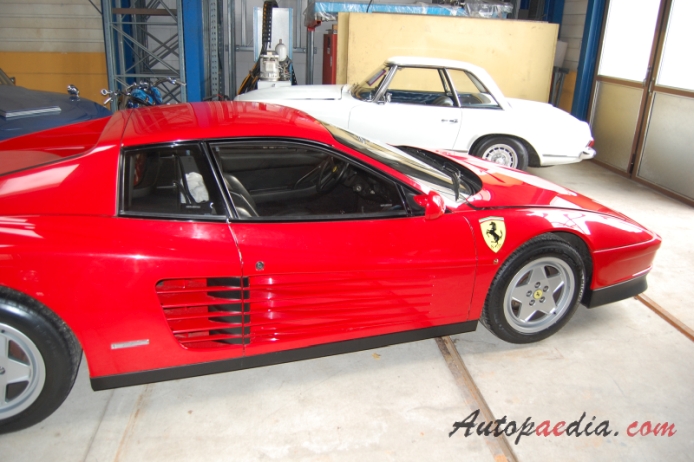 Ferrari Testarossa 1984-1991 (1991), prawy bok