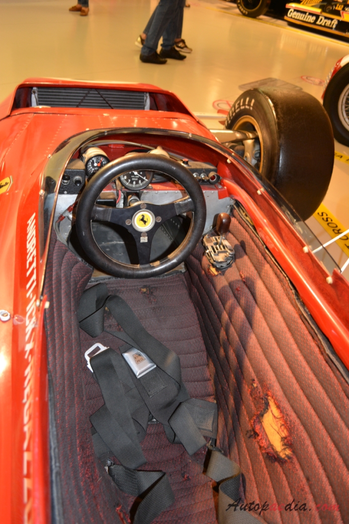 Ferrari F1 1971 312 B2 (Monoposto), wnętrze