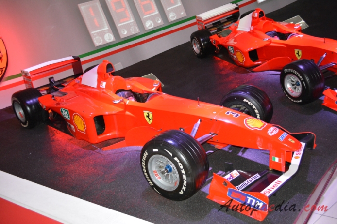 Ferrari F1 1999 F399 (Monoposto), prawy przód