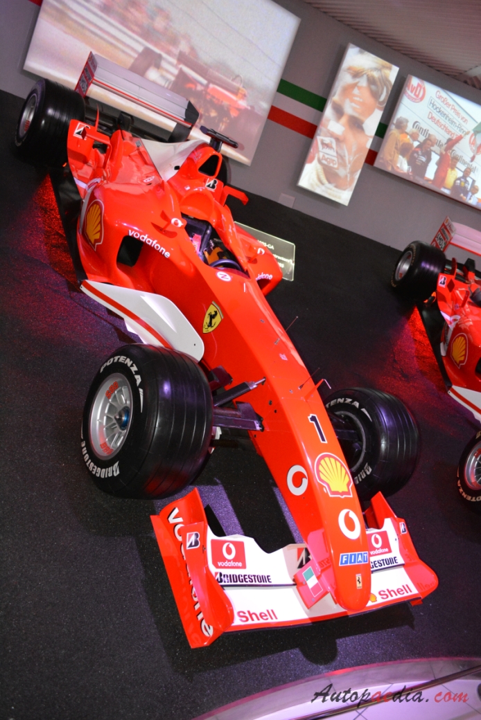 Ferrari F1 2003 F2003GA (Monoposto), prawy przód