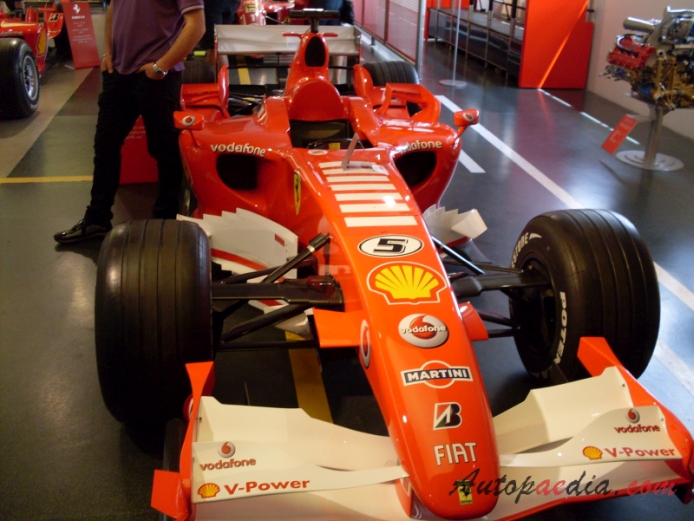 Ferrari F1 2006 248 (Monoposto), przód