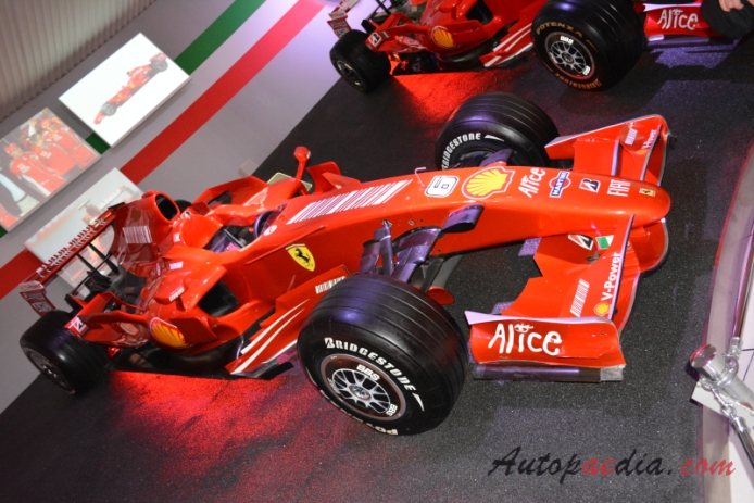 Ferrari F1 2007 F2007 (Monoposto), prawy przód