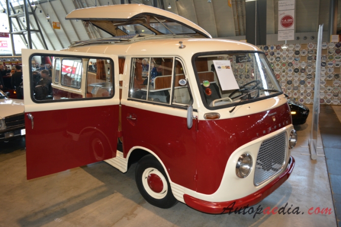 Ford Taunus Transit 1961-1965 (1963 Westfalia kamper), prawy przód