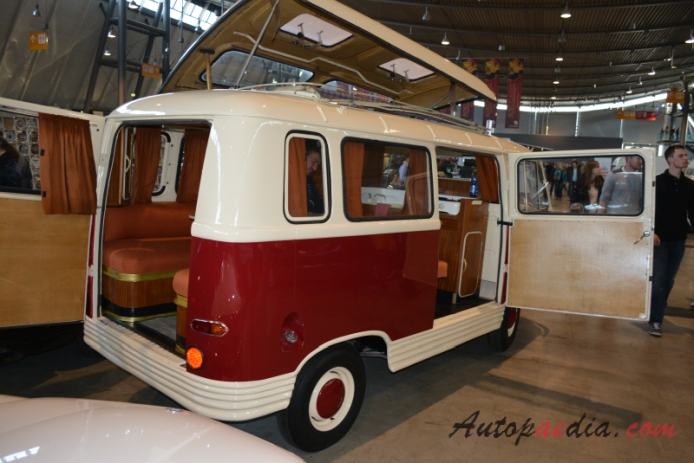 Ford Taunus Transit 1961-1965 (1963 Westfalia kamper), prawy tył