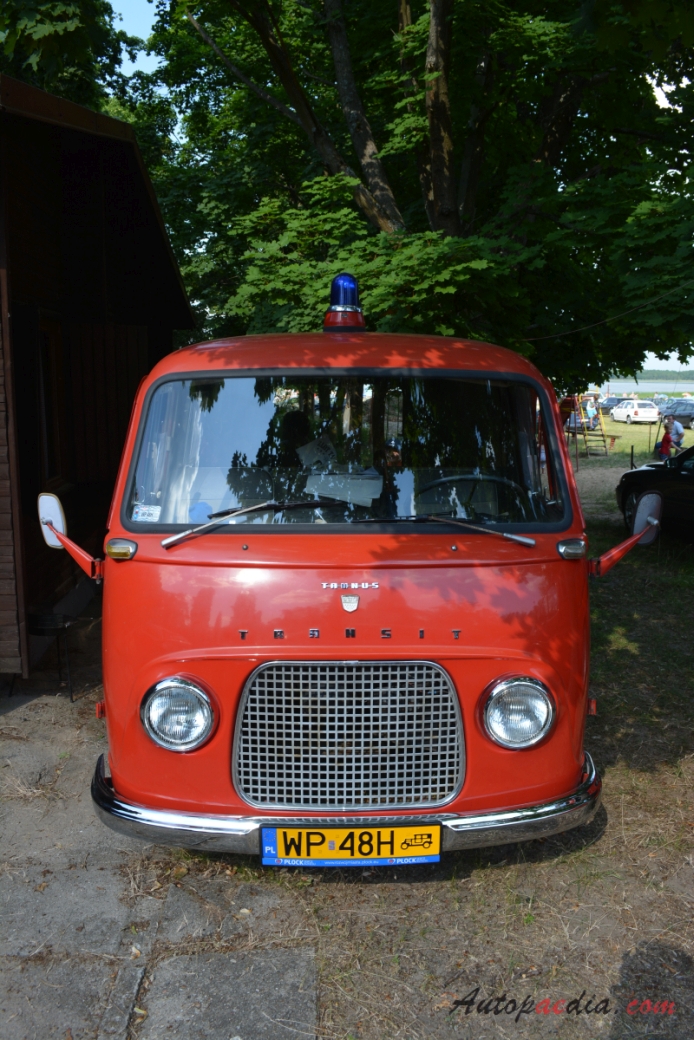 Ford Taunus Transit 1961-1965 (1964 fire engine), front view