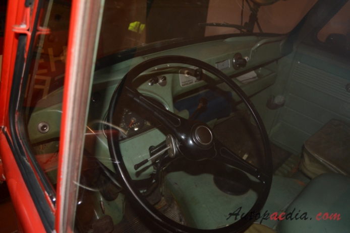 Ford Taunus Transit 1961-1965 (fire engine), interior
