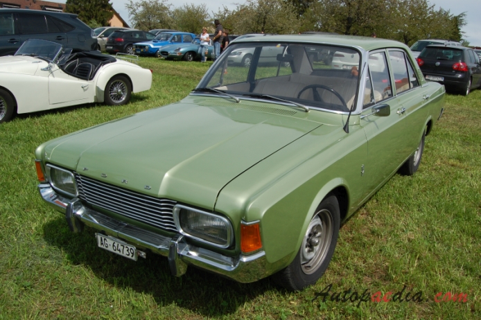 Ford M-Series 5th generation (P7b) 1968-1971 (17M 2000S sedan 4d), left front view