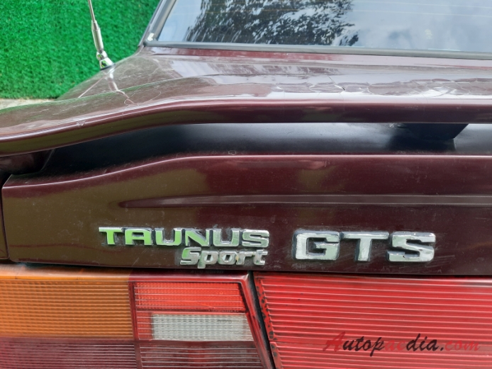 Ford Otosan Taunus 1984-1994 (1990-1994 Ford Otosan Taunus GTS sedan 4d), rear emblem  
