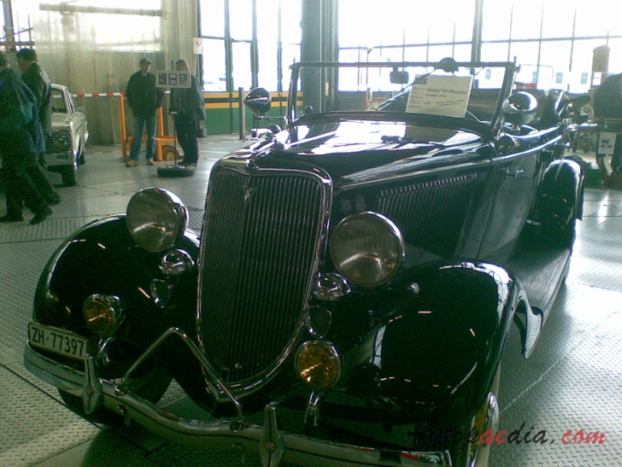Ford Model 40 (Ford V8) 1933-1934 (1934 Model 40B phaeton 4d), left front view