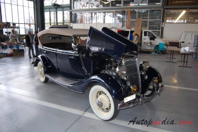 Ford Model 40 (Ford V8) 1933-1934 (1934 Model 40B phaeton 4d), prawy przód