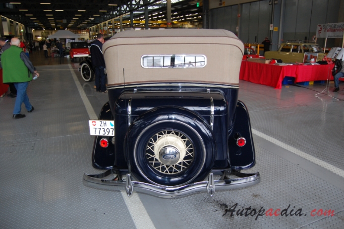 Ford Model 40 (Ford V8) 1933-1934 (1934 Model 40B phaeton 4d), rear view