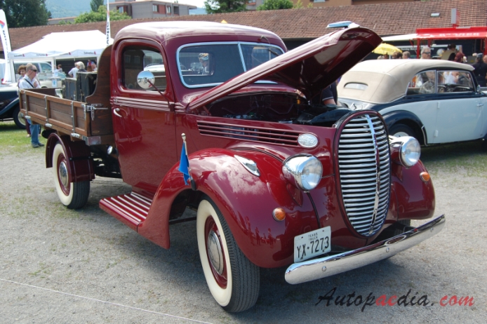 Ford ciężarówka 1937-1940 (1939 V8 pickup 2d), prawy przód
