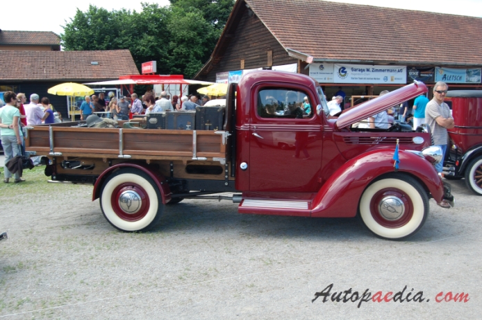 Ford ciężarówka 1937-1940 (1939 V8 pickup 2d), prawy bok