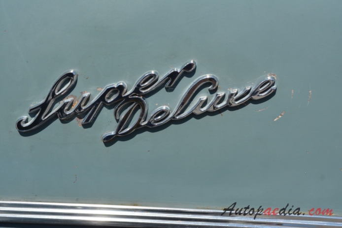 Ford 1941 (Super De Luxe sedan 4d), emblemat bok 