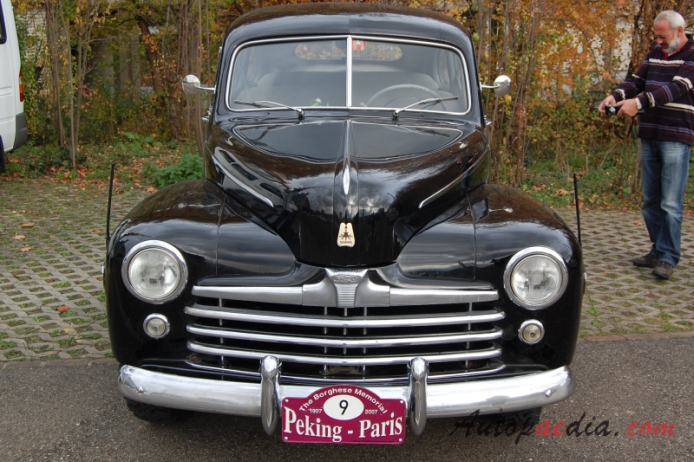 Ford 1947-1948 (Sahara), przód