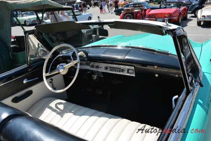 Ford 1952-1954 (1954 Crestline cabriolet 2d), interior