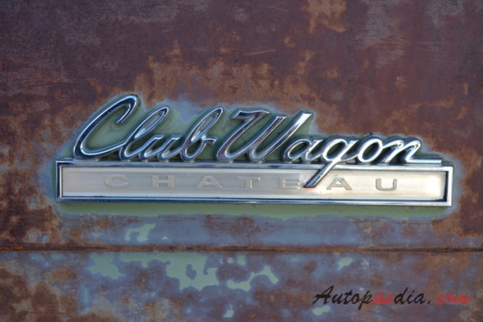 Ford E-Series (Econoline) 2nd generation 1968-1974 (1972-1974 Club Wagon Chateau van 4d), side emblem 
