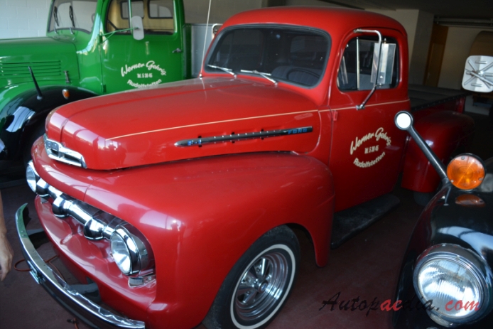 Ford F-series 1st generation 1948-1952 (1952-1953 F-1 pickup 2d), left front view